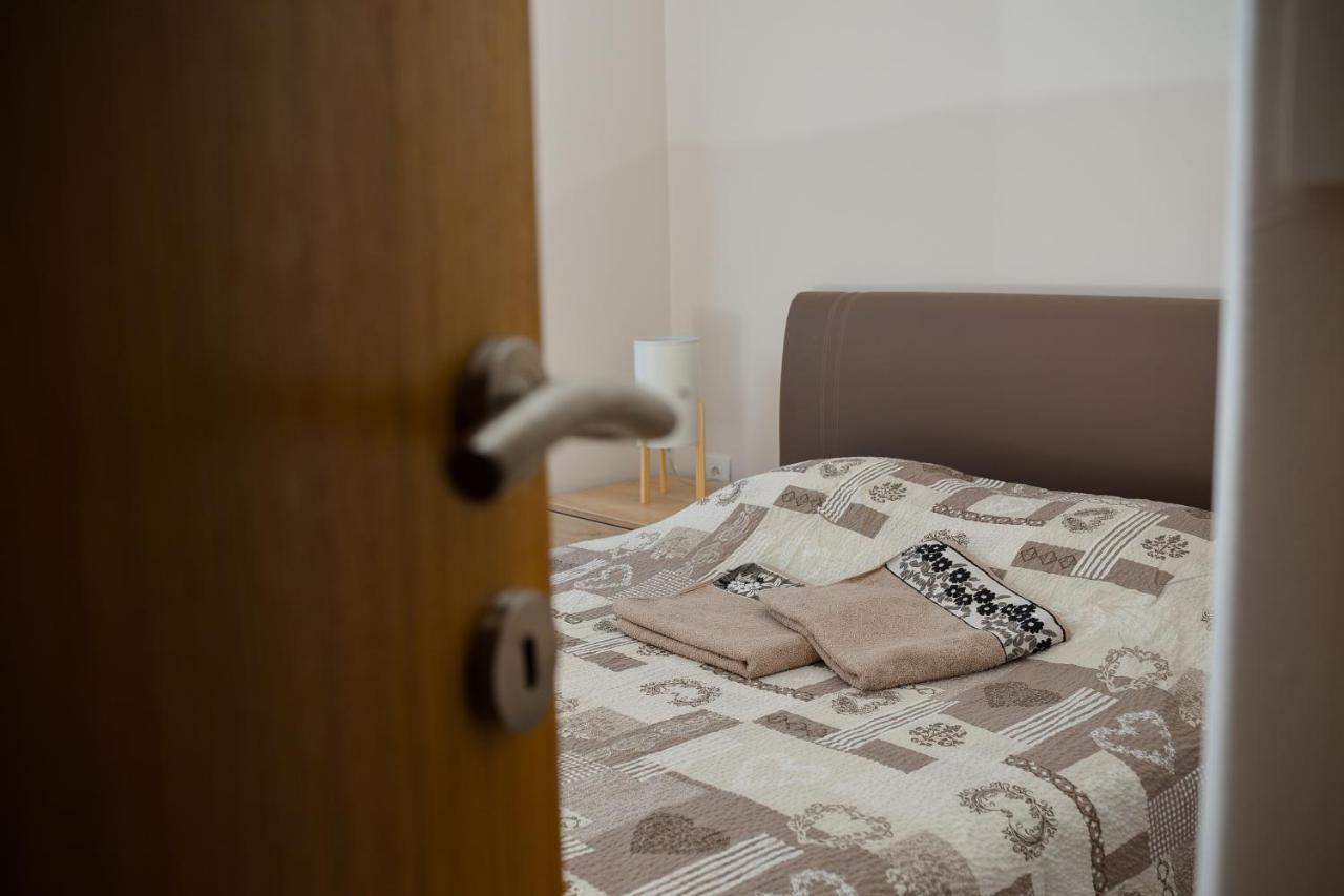 Ametist10 Apartment ซลาตีบอร์ ภายนอก รูปภาพ